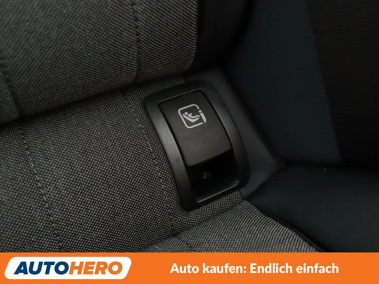 Mercedes-Benz E 200 E 200 Avantgarde Advanced Aut.*NAVI*LED*ACC*CAM* — Vehicle gallery 30