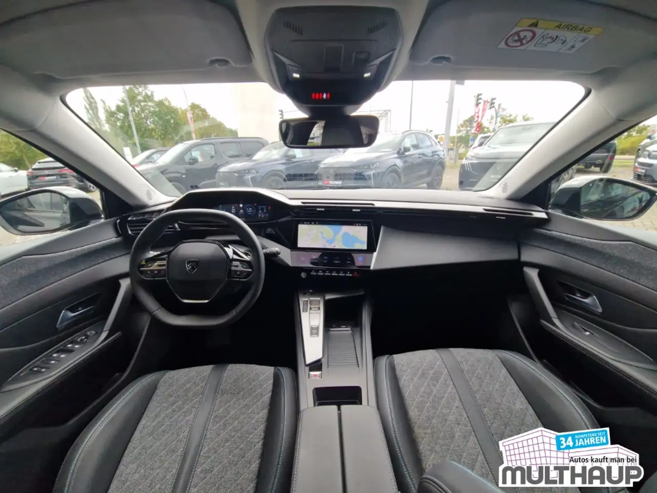 Peugeot 408 Hybrid 145 Allure LED 360 Kamera — معرض صور السيارة 9