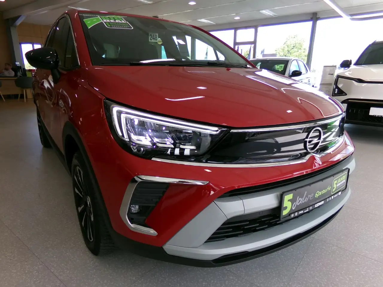 Opel Crossland 1.2 Turbo ELEGANCE LED+Navi+2xKlima+LM — Vehicle gallery 9