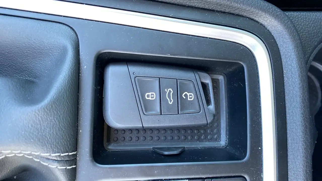 SEAT Ateca 1.5 EcoTSI S&S Style XM DSG — معرض صور السيارة 17