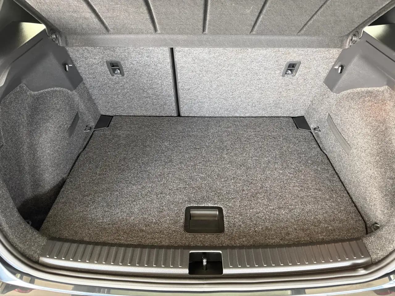 SEAT Arona 1.0 TSI FR DSG NAVI | RFK | APP-Connect — Vehicle gallery 17