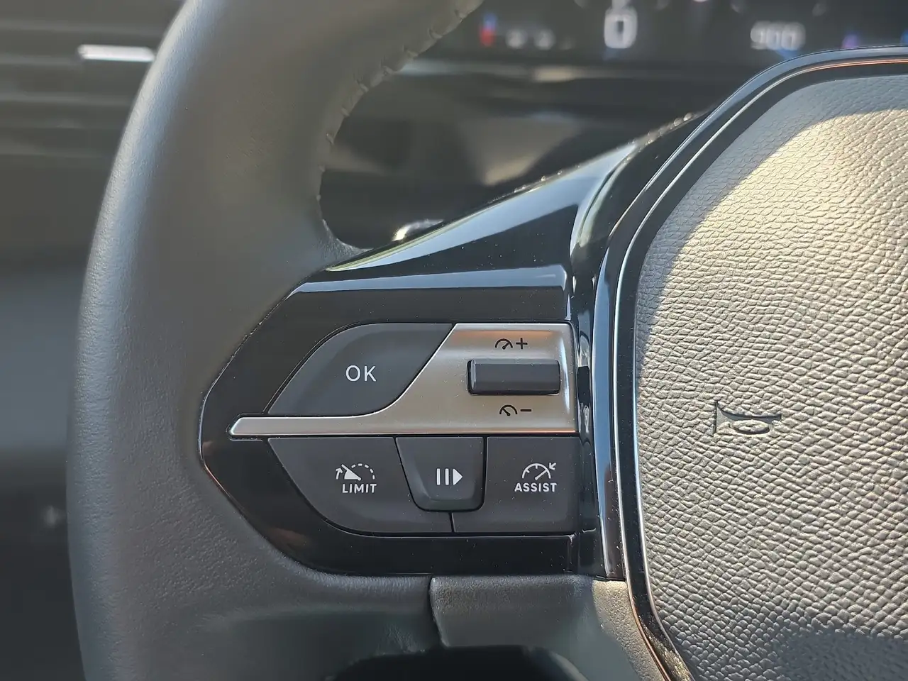 Peugeot 308 1.2 PureTech 130 Active Pack *Sitzheizung*PDC — معرض صور السيارة 15