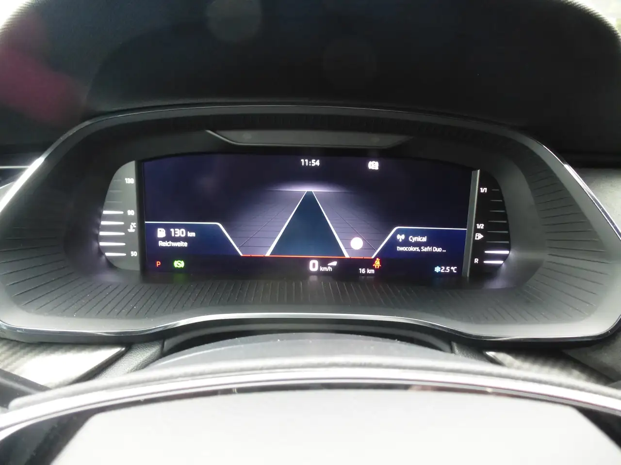 Skoda Octavia RS*SD-Glas*AHK*SHZ VuH*Navi*ACC*Spurwe-Assist*RfK* — معرض صور السيارة 12