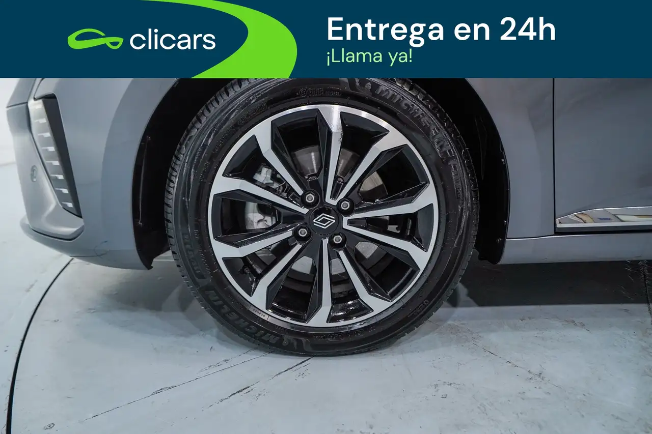 Renault Clio E-TECH Full Hybrid Techno 105kW — Vehicle gallery 11