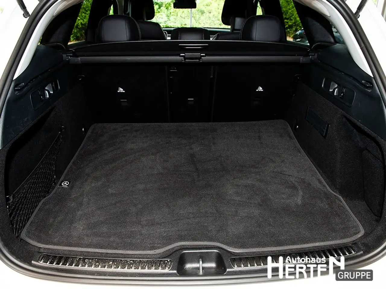 Mercedes-Benz GLC 200 4M AVANTGARDE+DIGITAL LIGHT+STANDHEIZUNG — معرض صور السيارة 15