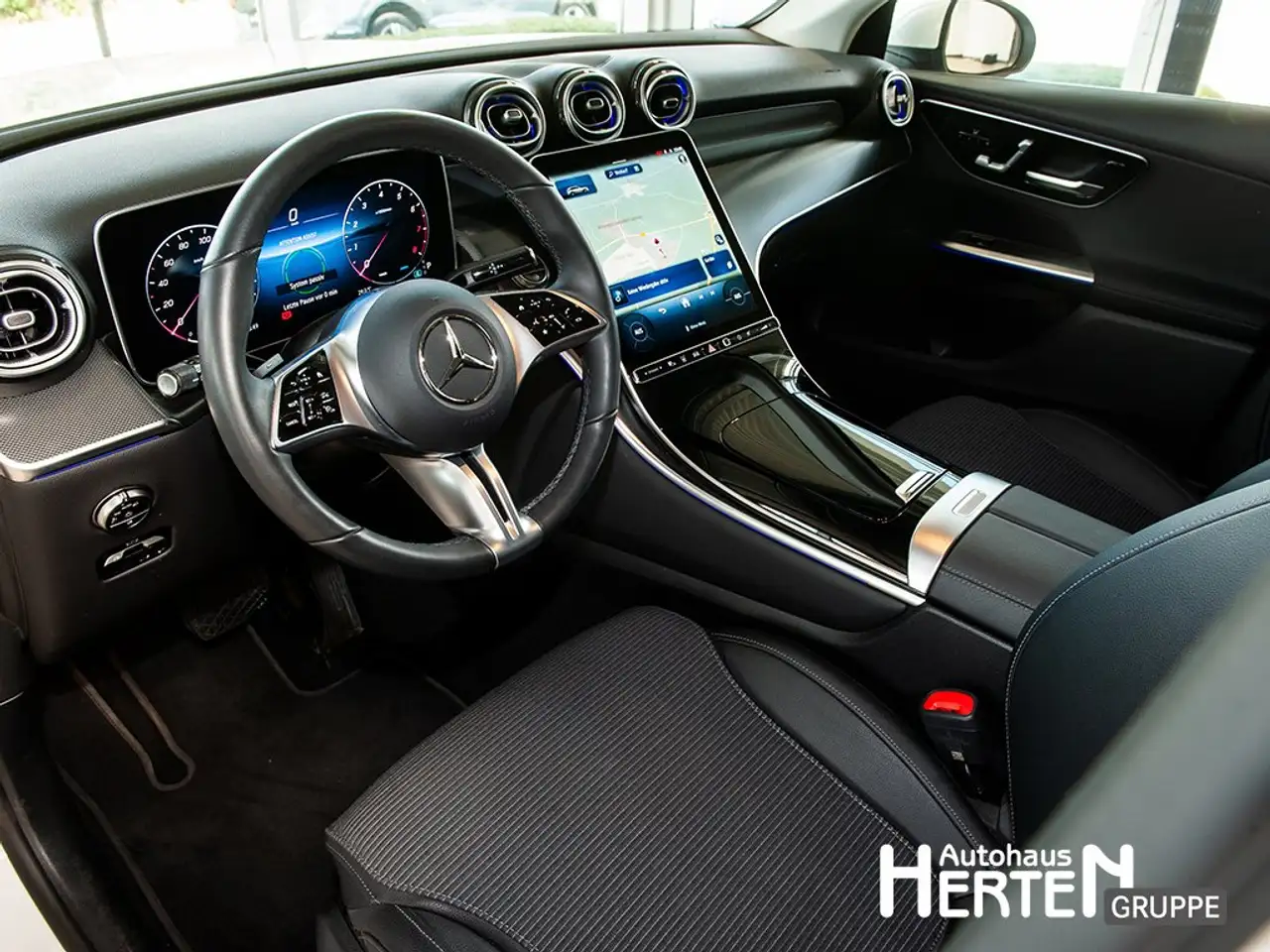 Mercedes-Benz GLC 200 4M AVANTGARDE+DIGITAL LIGHT+STANDHEIZUNG — معرض صور السيارة 8