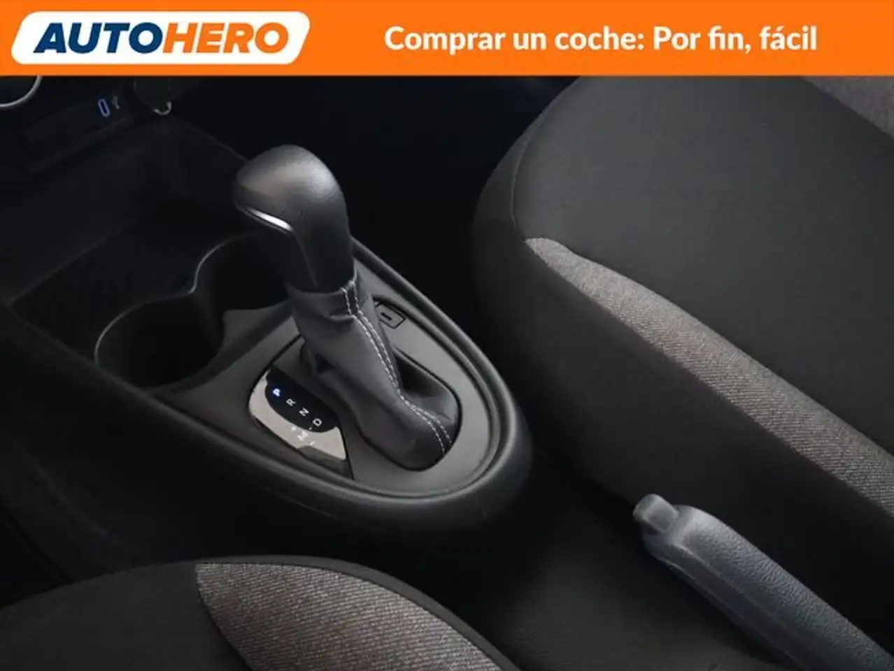 Toyota Platz 1.0 Play — معرض صور السيارة 28