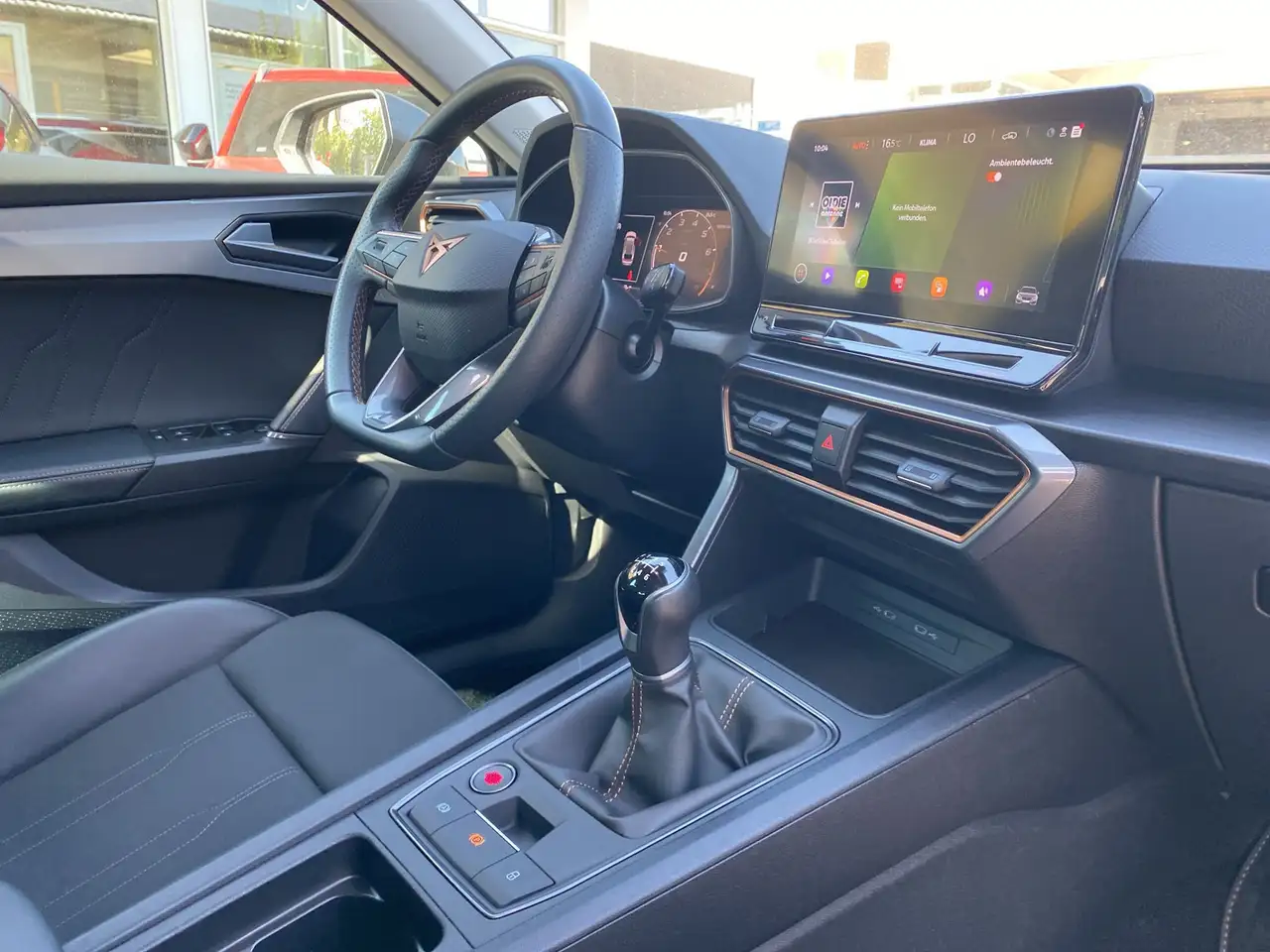 CUPRA Leon Sportstourer 1.5 TSI PDC+Kamera ACC — Galerie du véhicule 9