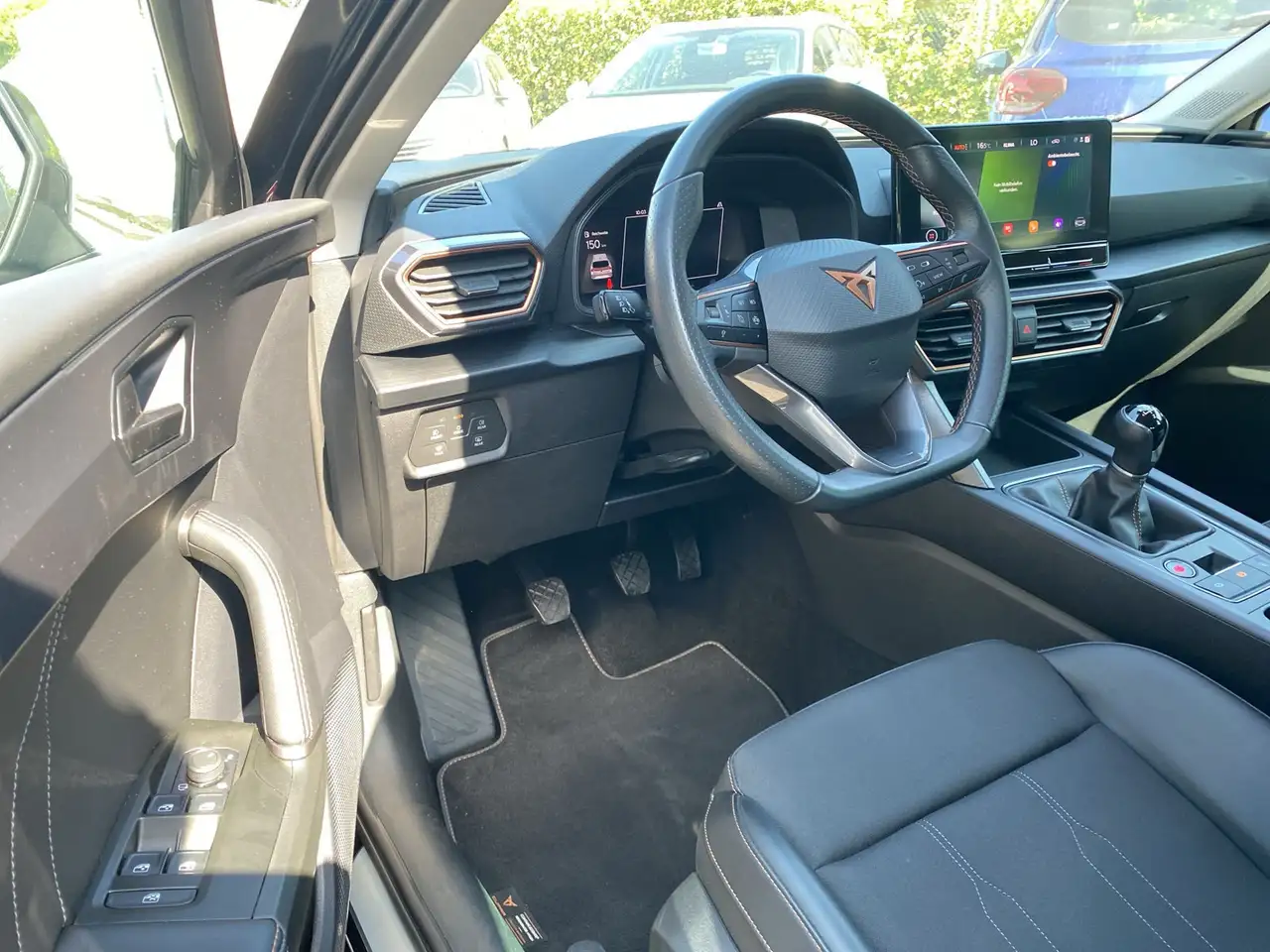 CUPRA Leon Sportstourer 1.5 TSI PDC+Kamera ACC — Galerie du véhicule 10