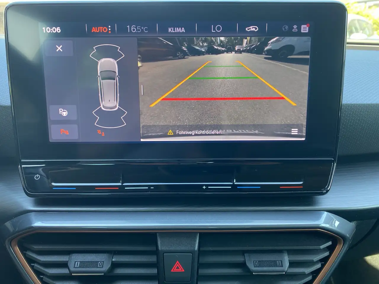 CUPRA Leon Sportstourer 1.5 TSI PDC+Kamera ACC — Galerie du véhicule 18