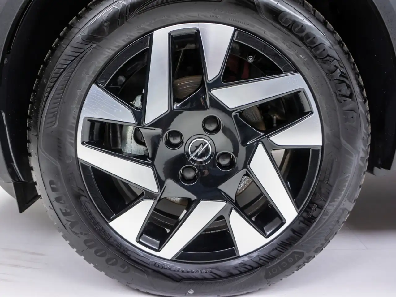 Opel Mokka GS Automatik ACC PDC VZ-Erkennung Kamera (178) — معرض صور السيارة 11