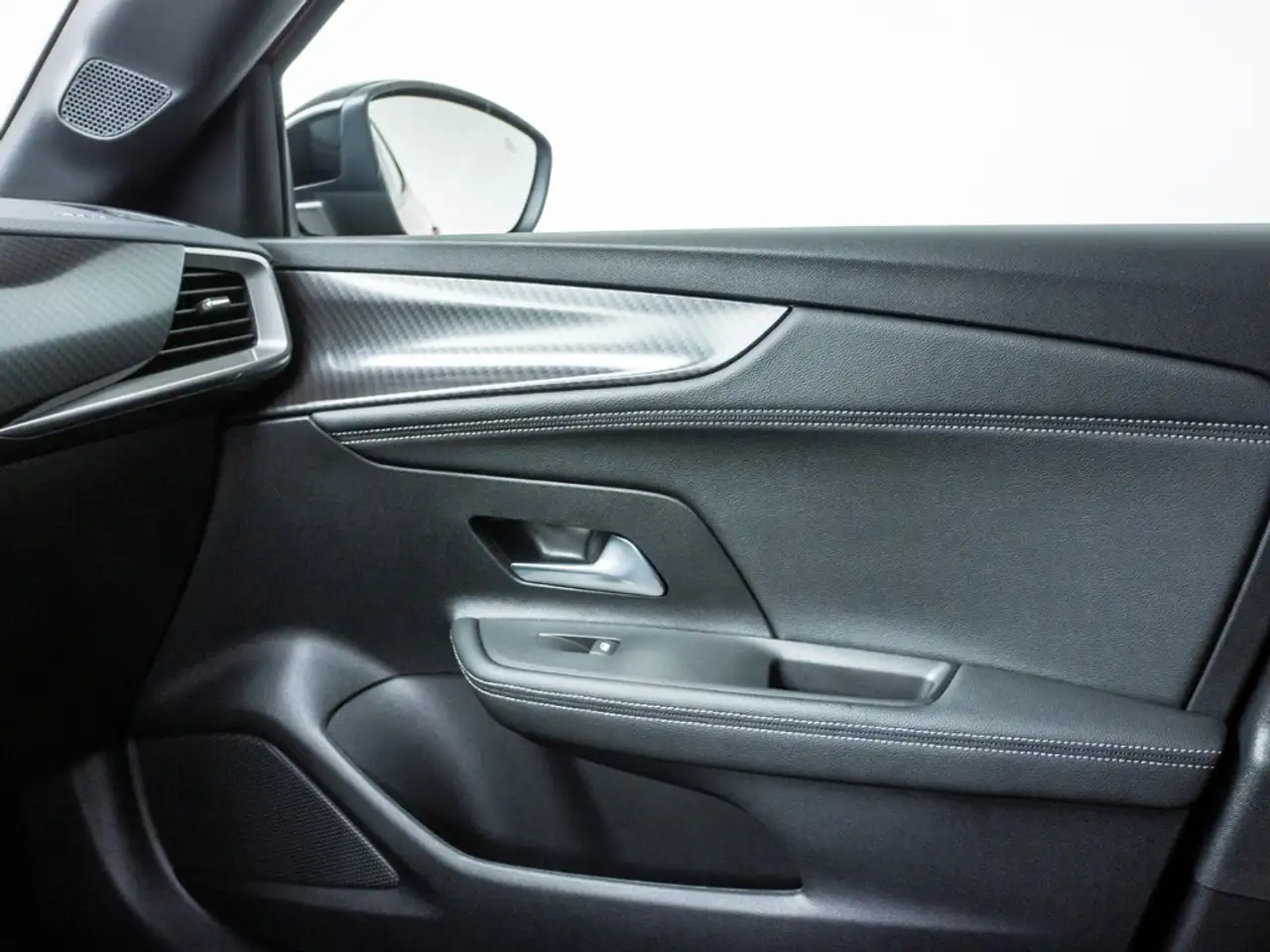 Opel Mokka GS Automatik ACC PDC VZ-Erkennung Kamera (178) — معرض صور السيارة 23