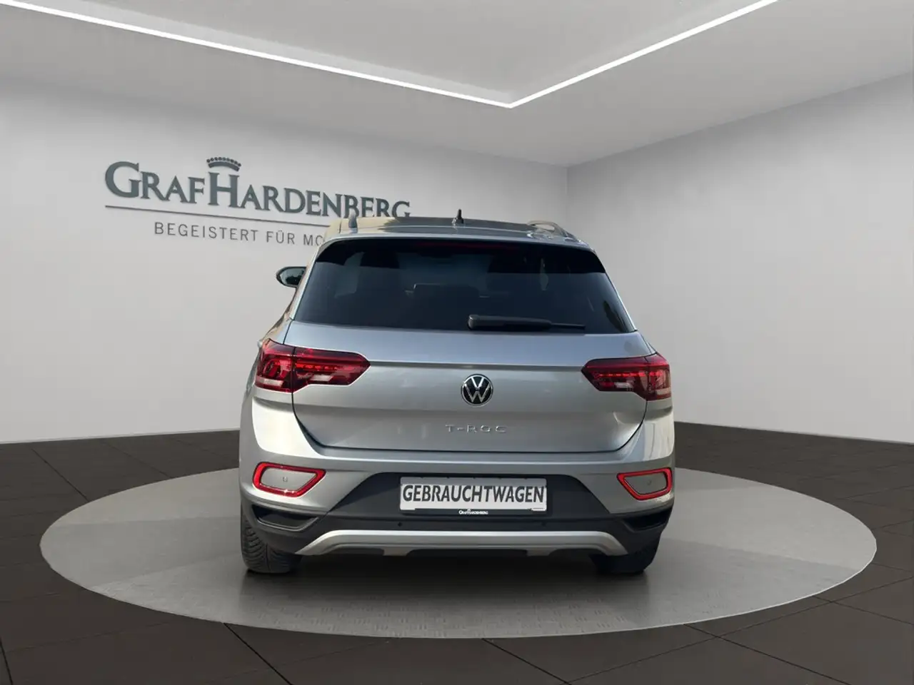 Volkswagen T-Roc Life 1.5 TSI DSG Move — Vehicle gallery 5
