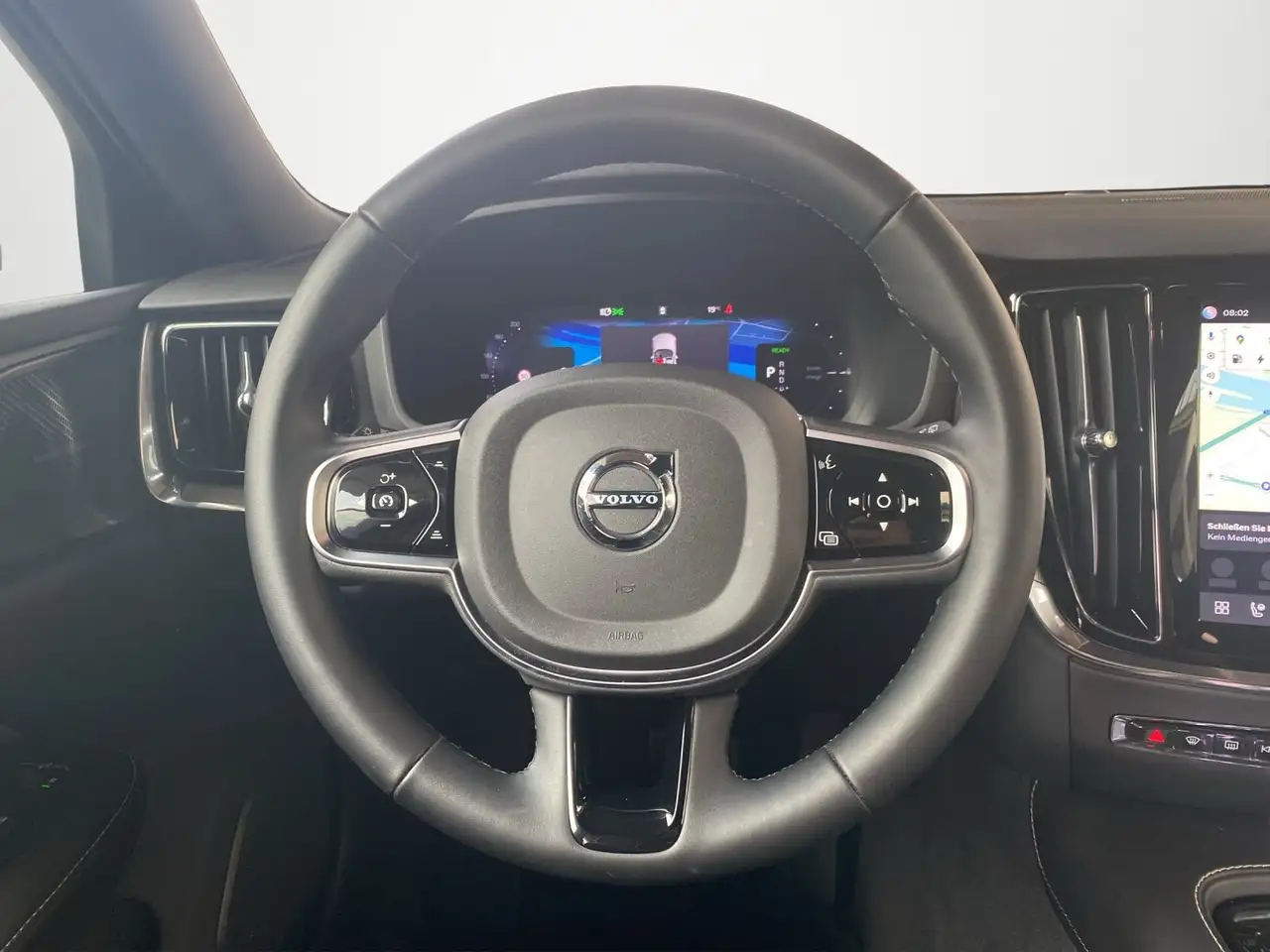 Volvo V60 Kombi T8 Plus Dark Recharge WiPa*SitzHZG*Navi — Vehicle gallery 10