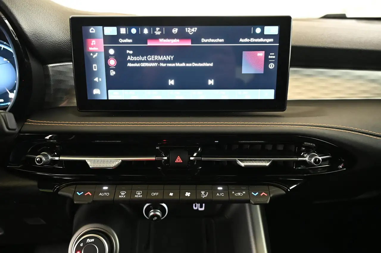 Alfa Romeo Tonale 1.3 PHEV 280 Q4 Ti LED/NAVI/ACC/KAMERA/18 — Vehicle gallery 23