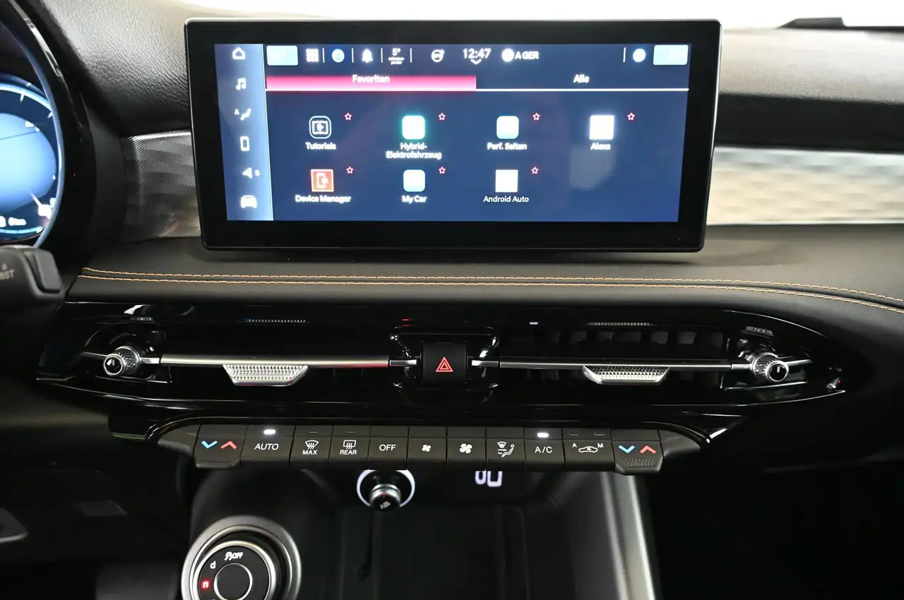 Alfa Romeo Tonale 1.3 PHEV 280 Q4 Ti LED/NAVI/ACC/KAMERA/18 — Vehicle gallery 24