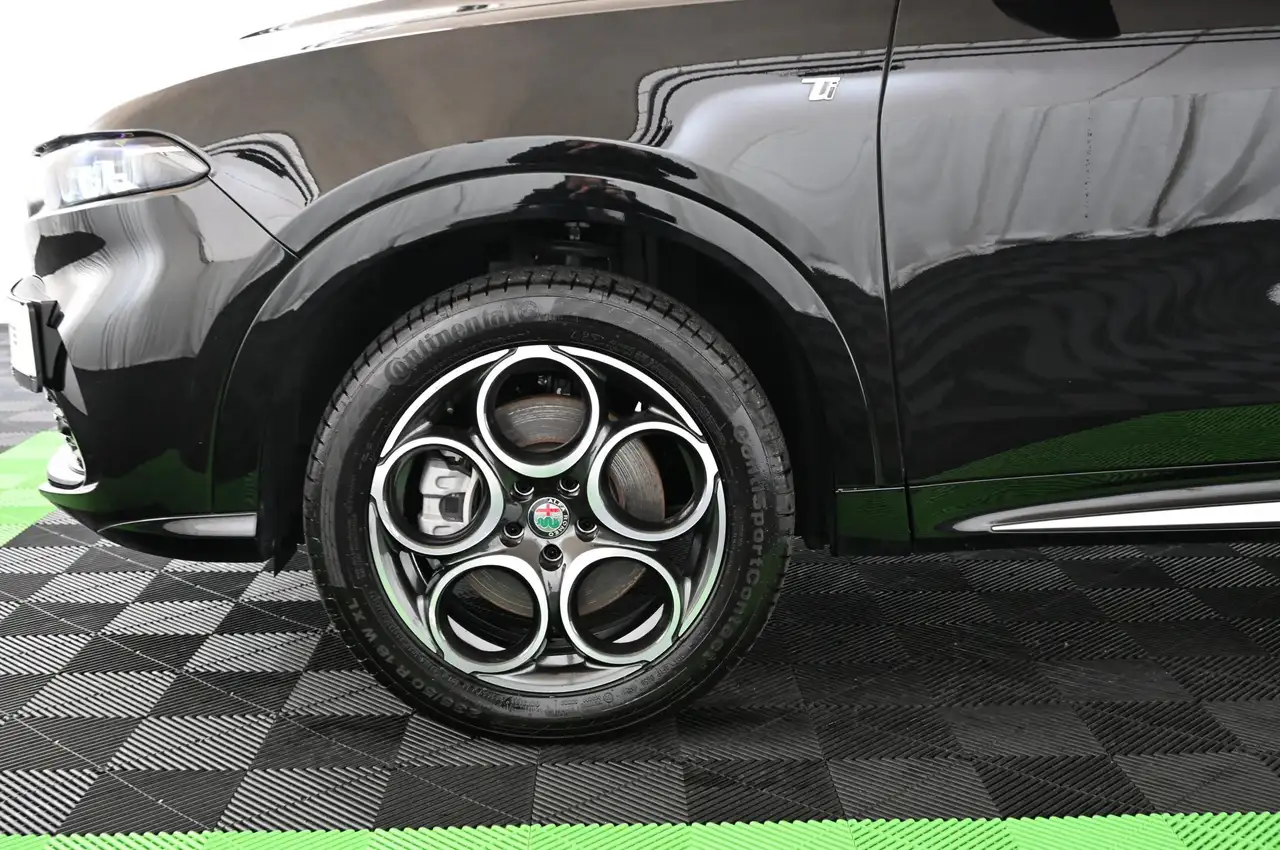 Alfa Romeo Tonale 1.3 PHEV 280 Q4 Ti LED/NAVI/ACC/KAMERA/18 — Vehicle gallery 10