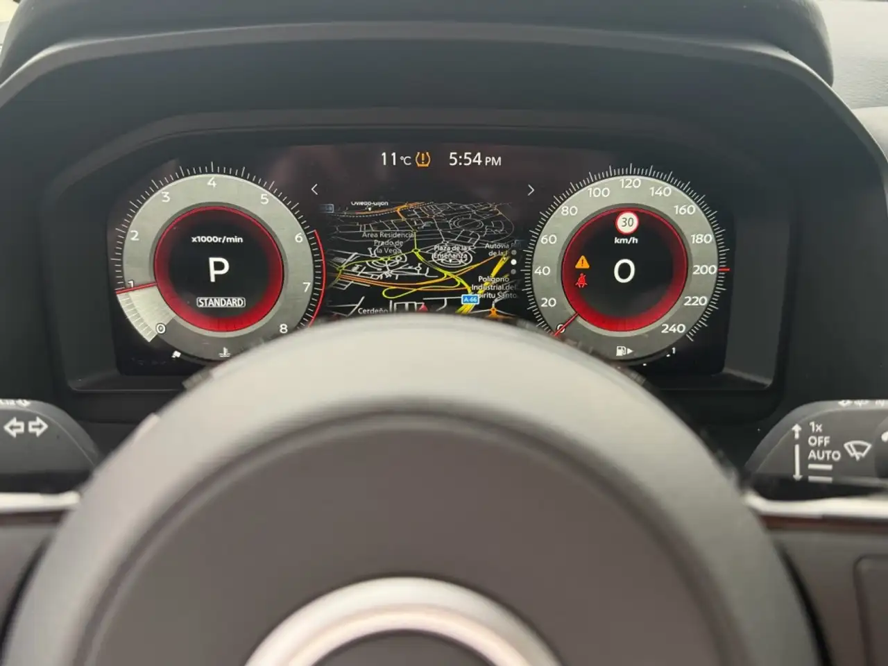 Nissan Qashqai 1.3 DIG-T MHEV 116KW N-CONNECTA DCT 5P — Galerie du véhicule 13