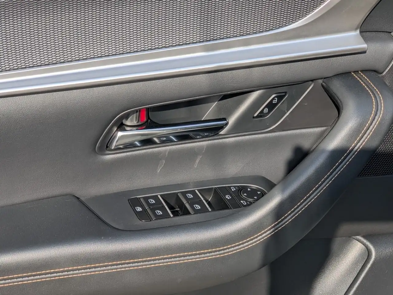 Mazda CX-60 2.5l PHEV AWD Homura alle Pakete 360° Bose Matrix- — Vehicle gallery 16