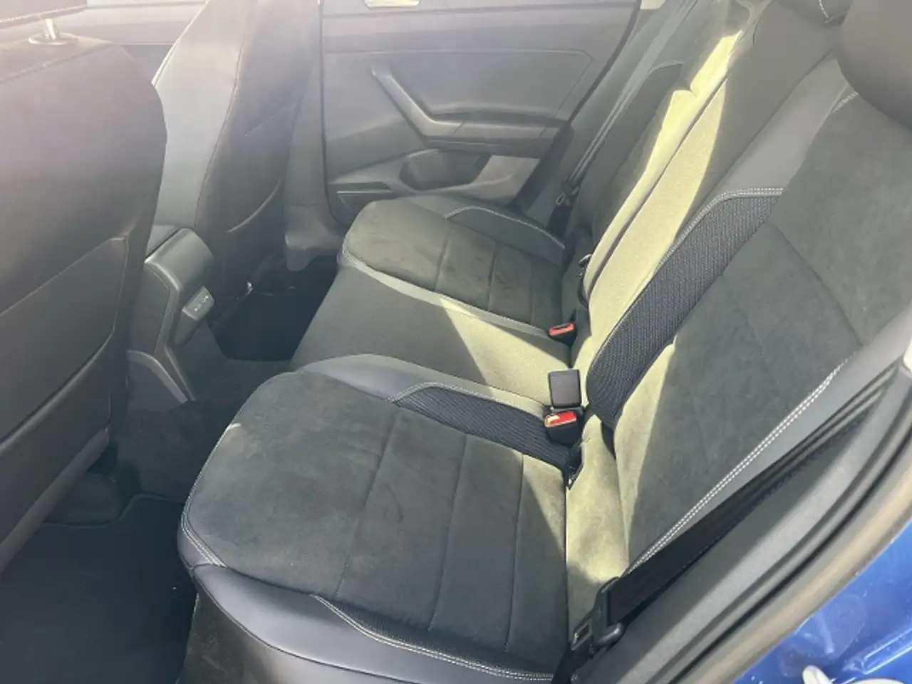 Volkswagen Polo Style 1.0 TSI,DSG PanoDach,Kamera,AHK — Vehicle gallery 11