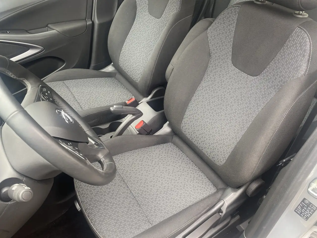 Opel Crossland 1.2 Turbo Enjoy LED+SHZ+Fernlichtass. — معرض صور السيارة 8