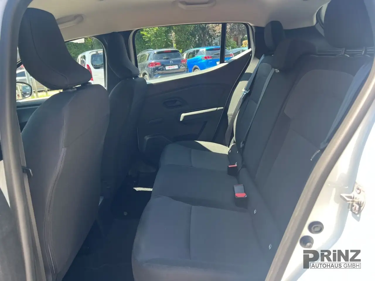 Dacia Sandero III Essential 67 PS *1.Hand *Klima — معرض صور السيارة 11