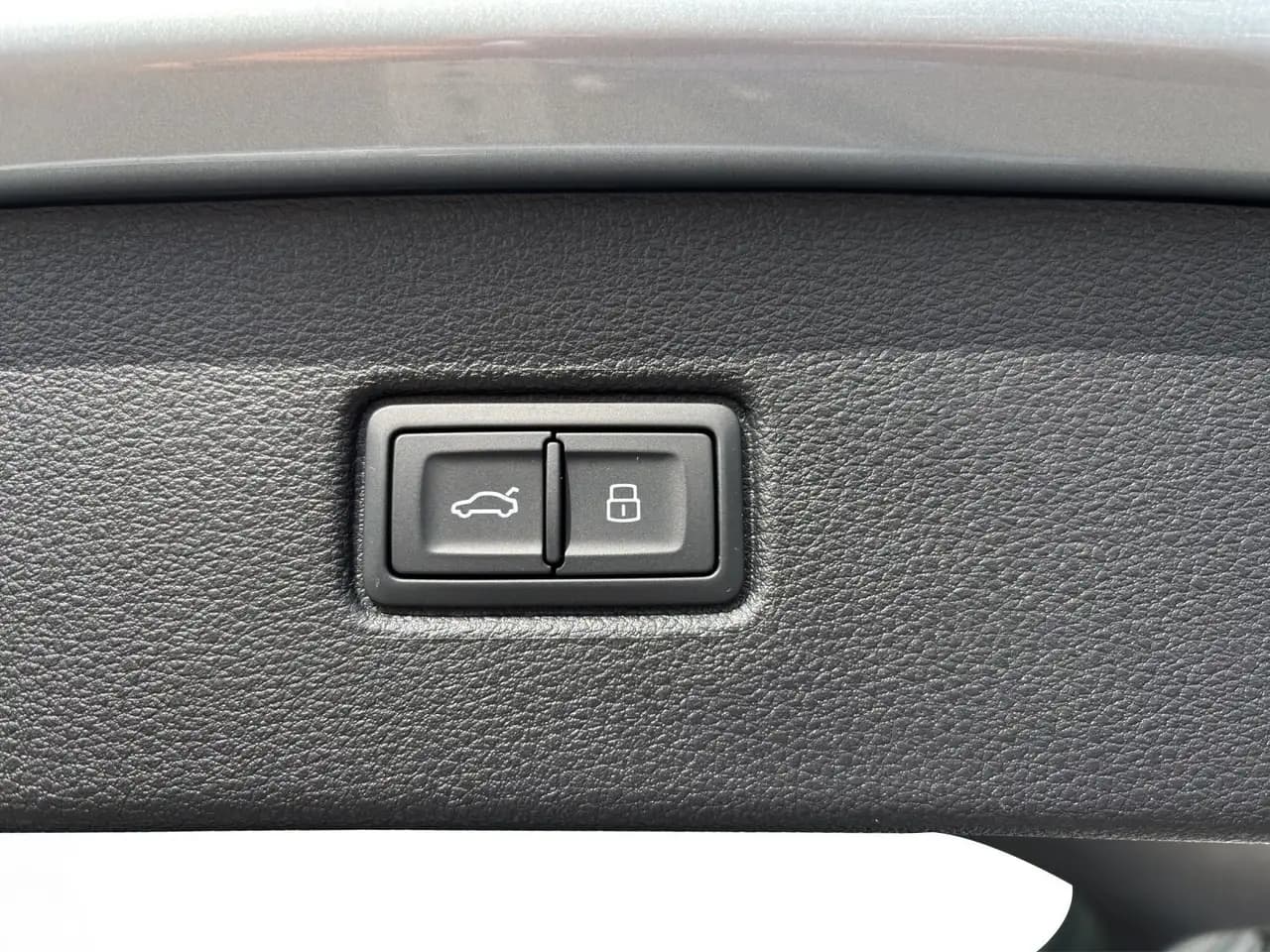 Audi Q7 60 TFSIe quattro S-LINE*LASER*HUD*OPTIK-PAKET — Vehicle gallery 12
