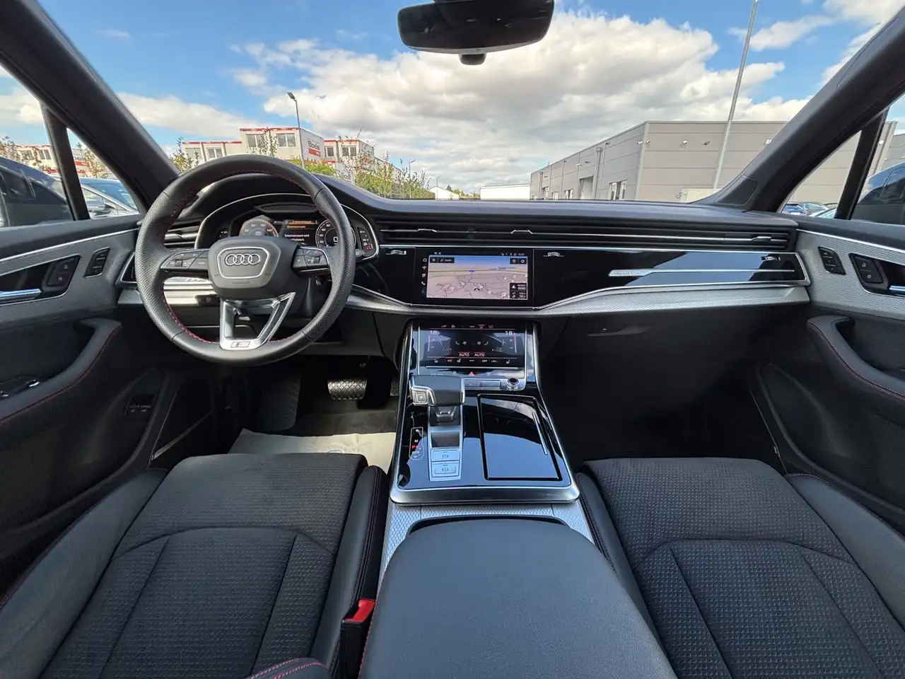 Audi Q7 60 TFSIe quattro S-LINE*LASER*HUD*OPTIK-PAKET — Vehicle gallery 7