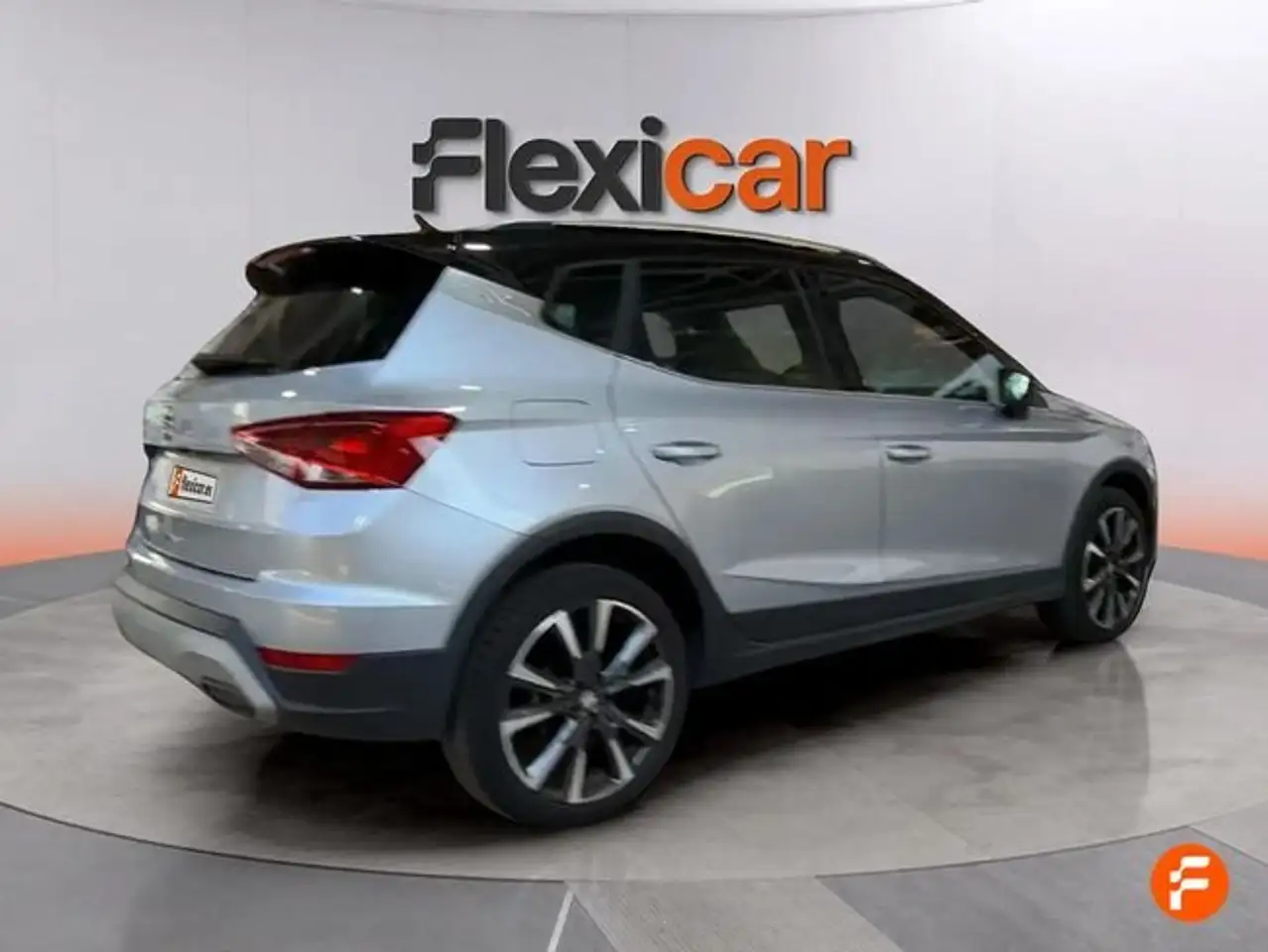 SEAT Arona 1.5 EcoTSI S&S Special Edition DSG7 150 — معرض صور السيارة 8