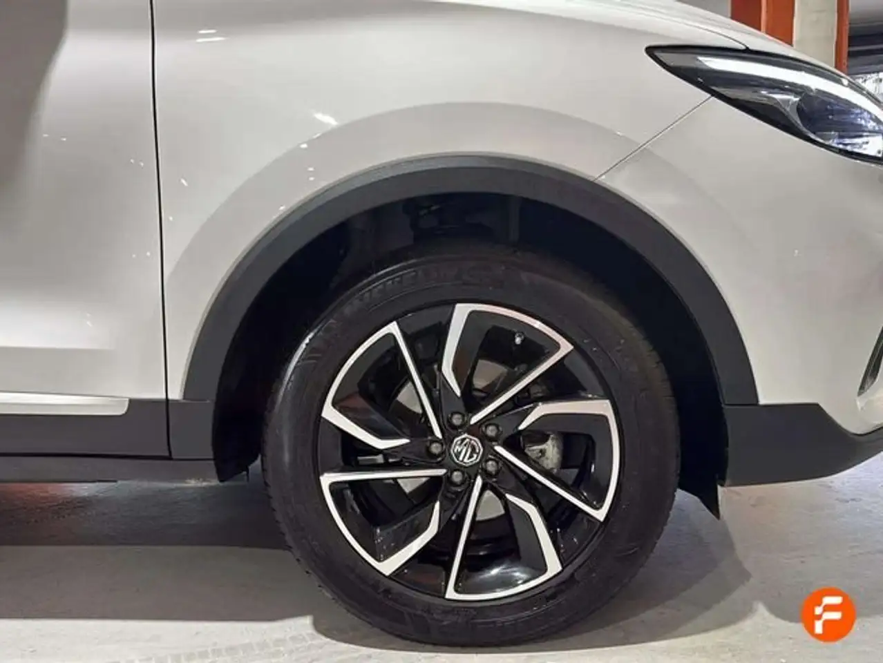 MG ZS Luxury — Galería del vehículo 17