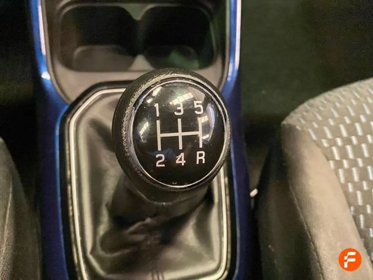Suzuki Ignis 1.2 GLX Mild Hybrid — معرض صور السيارة 30