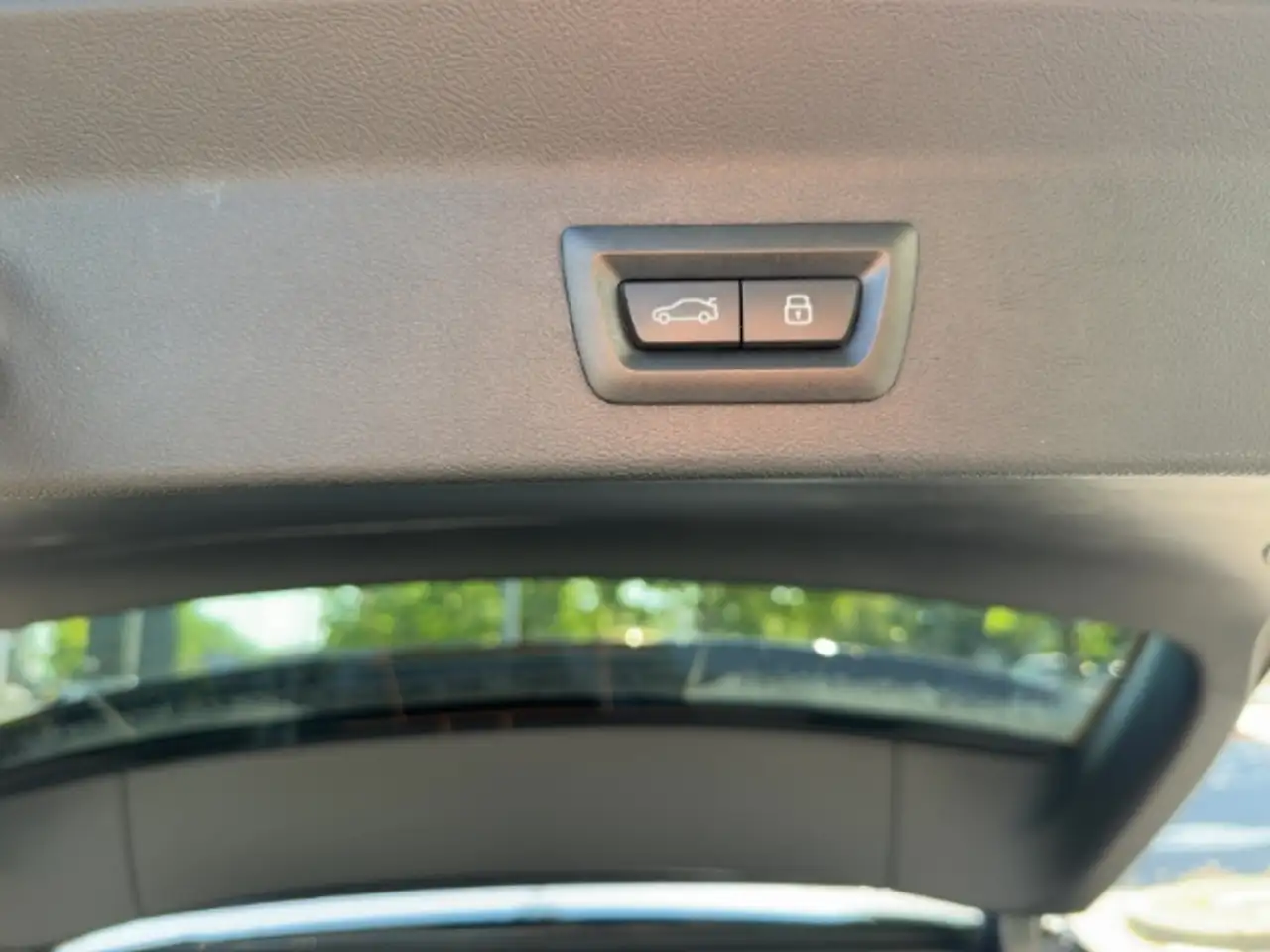 BMW X3 xDrive 20i M-Sport NAVI HiFi LED ParkAsisst Ambien — معرض صور السيارة 14