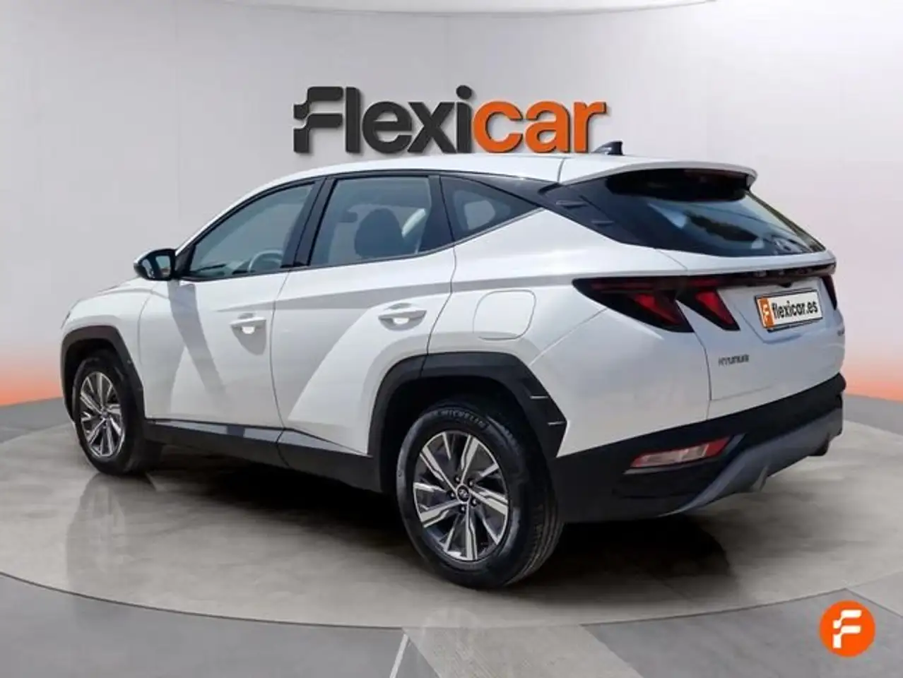 Hyundai TUCSON 1.6D Klass — معرض صور السيارة 9