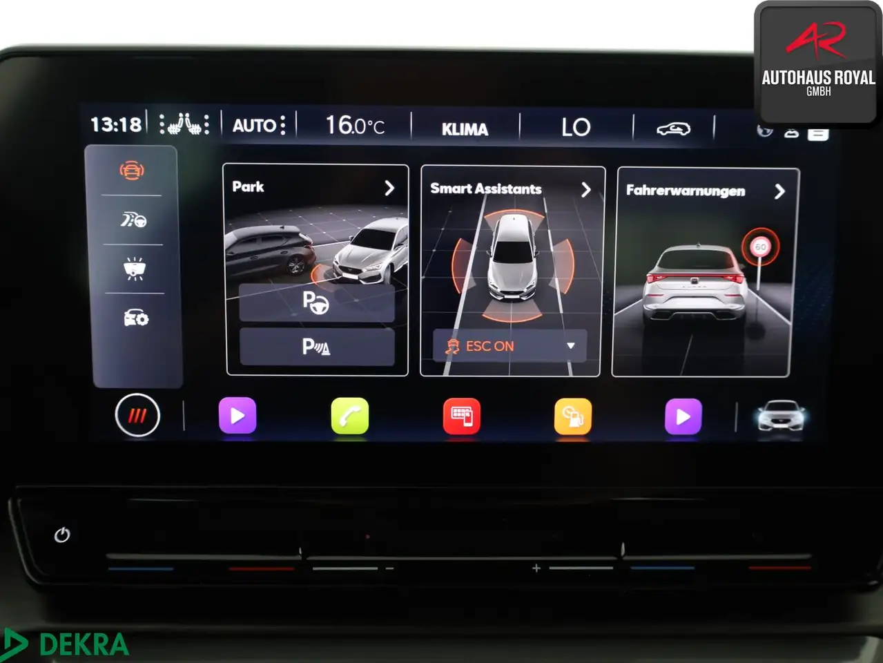 CUPRA Leon 2.0 TSI KAMERA,ACC,TOTWINKEL,CARPLAY,KESSY — Galerie du véhicule 16