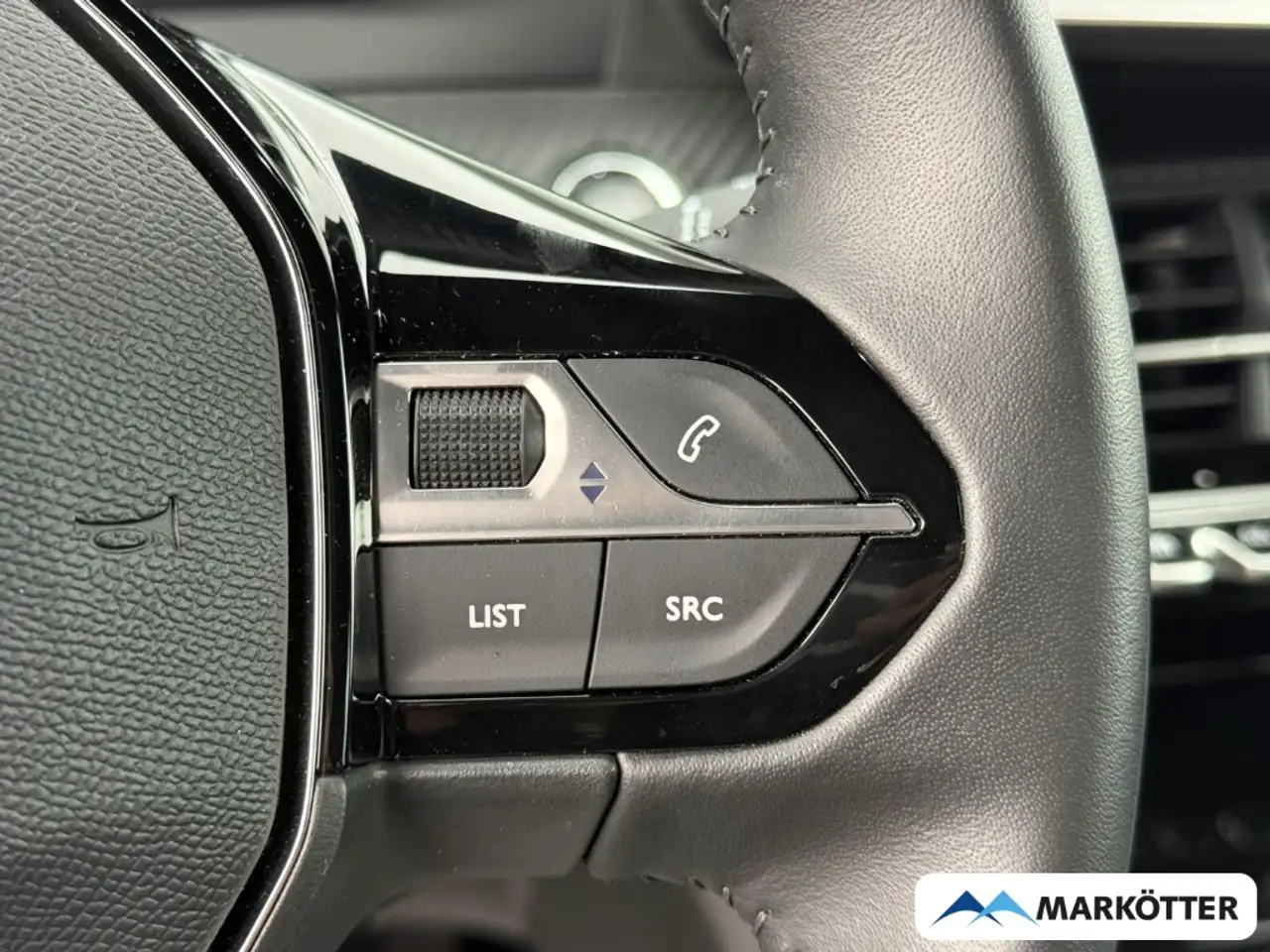 Peugeot 2008 Allure/SHZ/LED/Keyless Go/CarPlay/Android Auto — Galería del vehículo 11