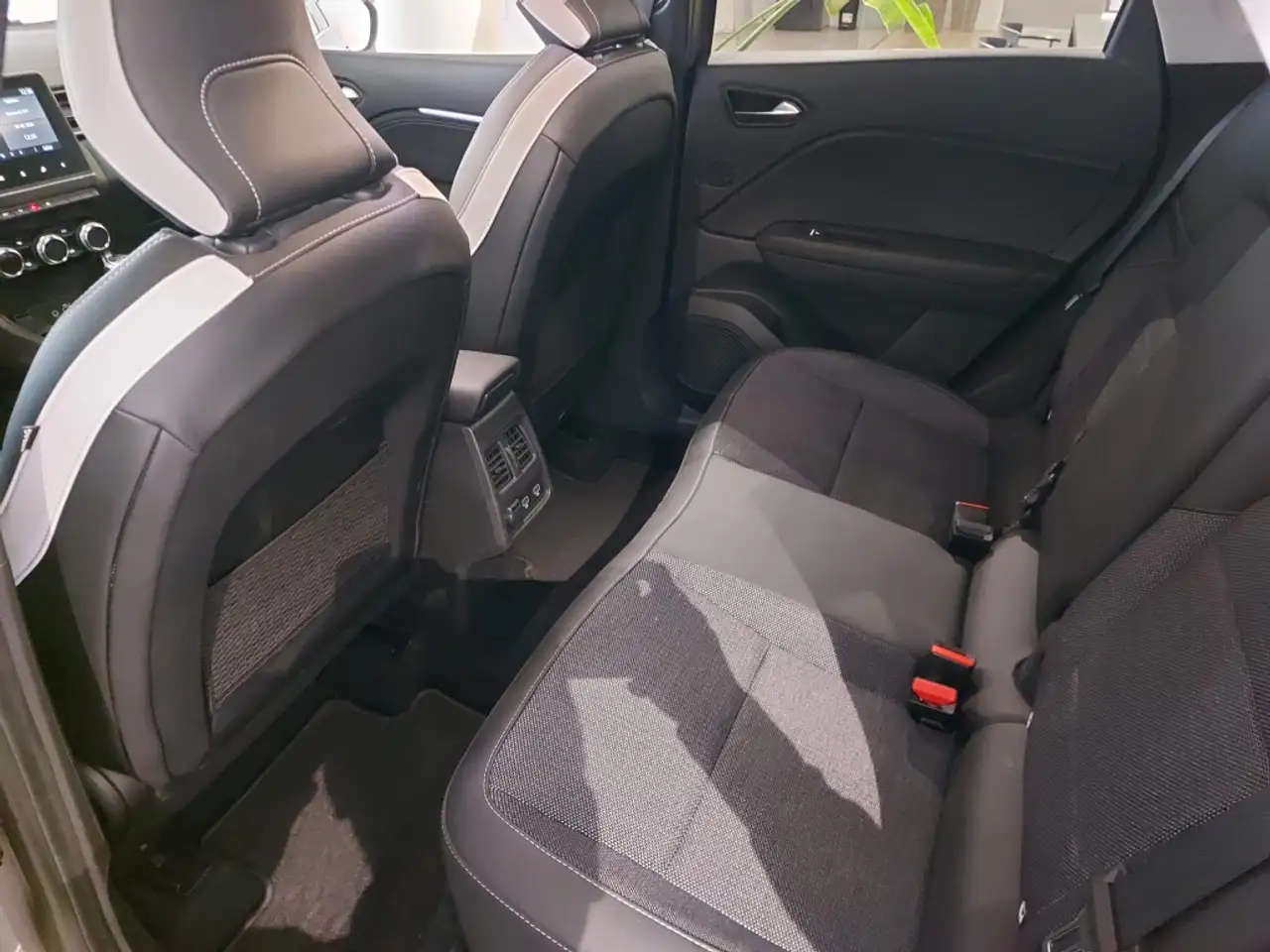 Mitsubishi ASX 130T MHEV Kaiteki — Vehicle gallery 14