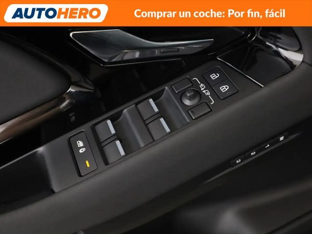 Land Rover Range Rover Evoque P300e Hybrid S — معرض صور السيارة 29