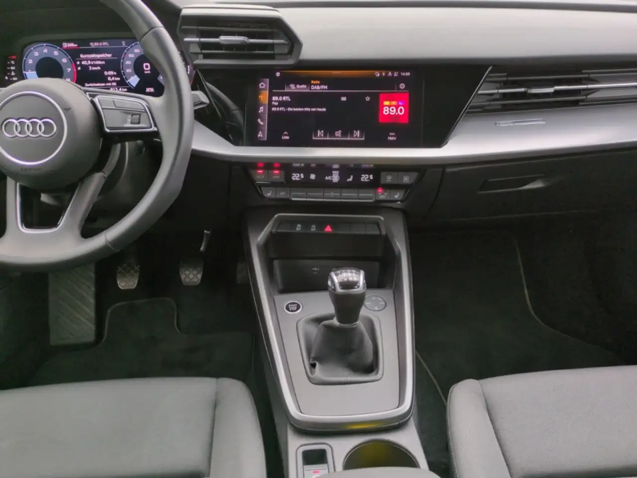 Audi A3 Sportback 35TFSI Advanced SHZ PDC hinten GRA Vorbe — Vehicle gallery 8