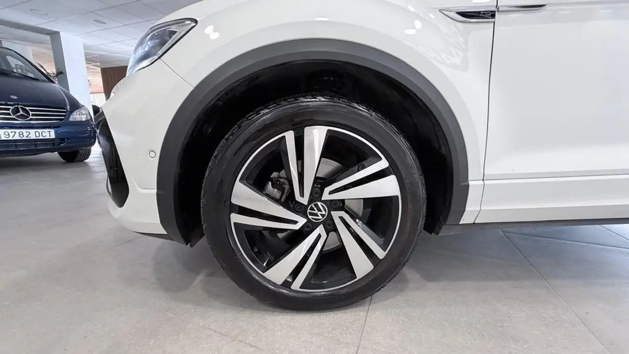 Volkswagen T-Roc 2.0TDI R-Line DSG7 110KW — Galería del vehículo 35