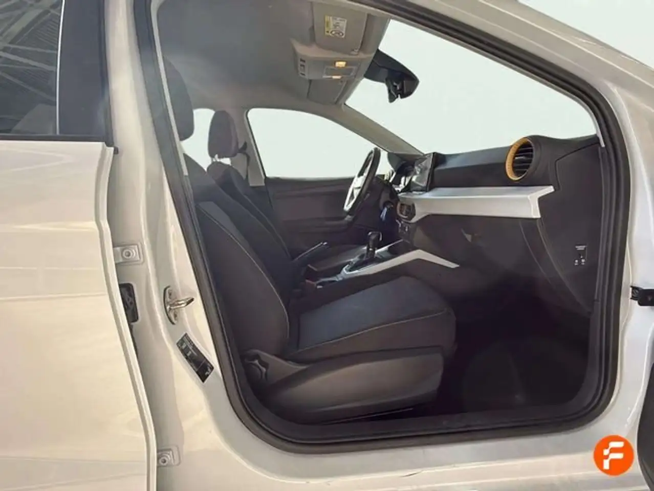 SEAT Arona 1.0 TSI 85kW (115CV) DSG Style XL — Galería del vehículo 17