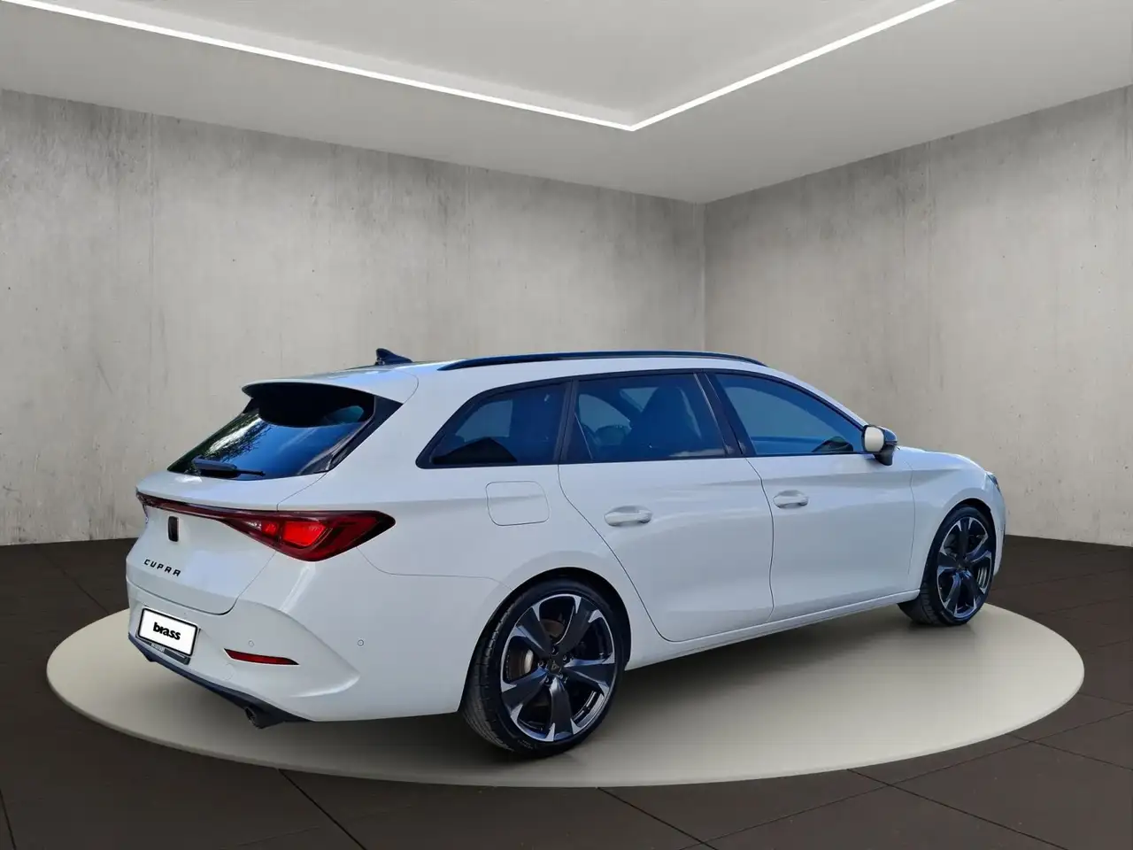 CUPRA Leon Sportstourer 2.0 TSI VZ Kamera, Navi, Full — Vehicle gallery 5