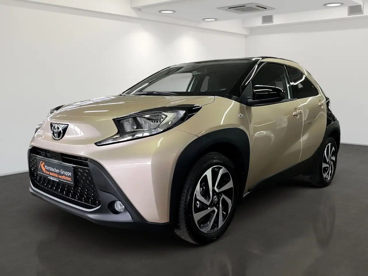 Toyota Aygo X Pulse 1,0 VVT-i Komfort-Paket — معرض صور السيارة 2