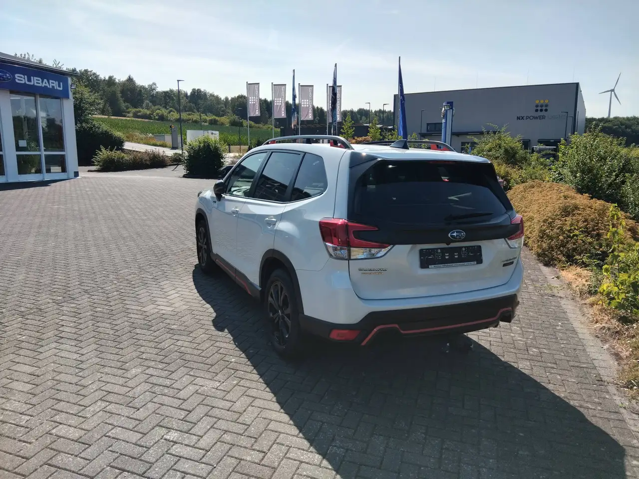 Subaru Forester Forester Hybrid 2.0ie Lineartronic Edition Exclusive Cross AHK/LED/Lenkradh./Navi — Galerie du véhicule 2