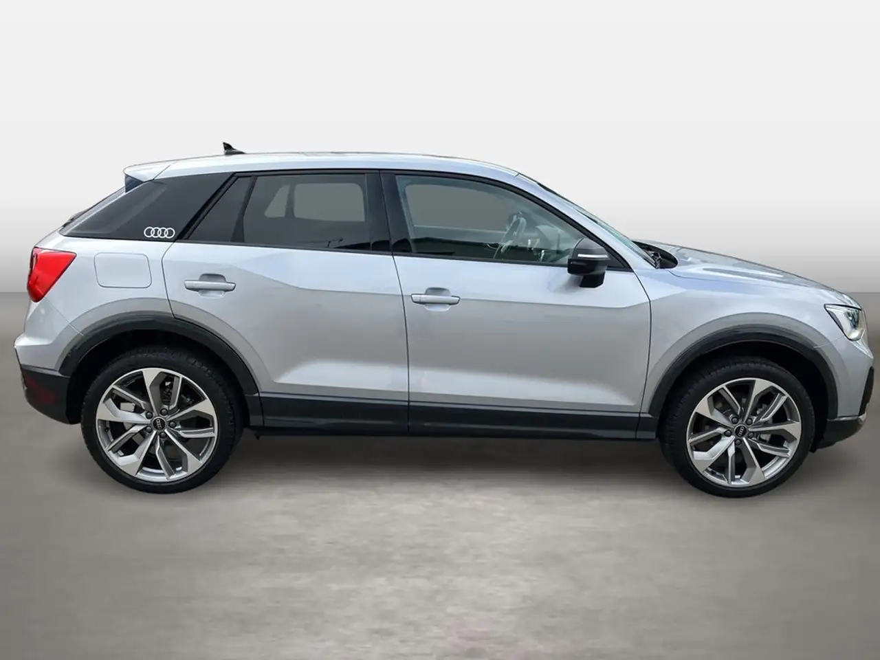 Audi Q2 35 TFSI S tronic advanced ACC Navi AHK — Vehicle gallery 3