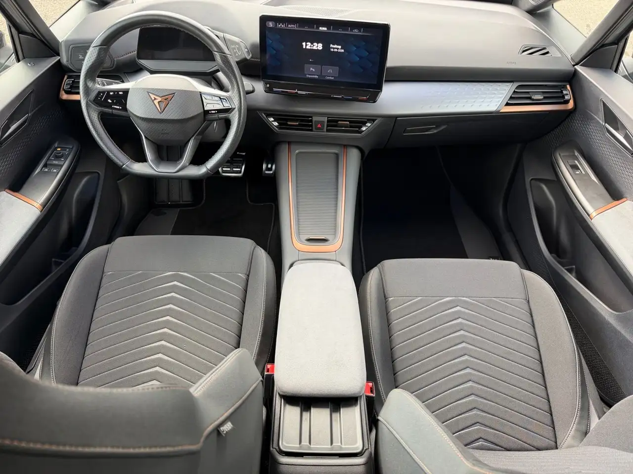 CUPRA Born 58kWh LED Sitzheizung DAB — Galerie du véhicule 11