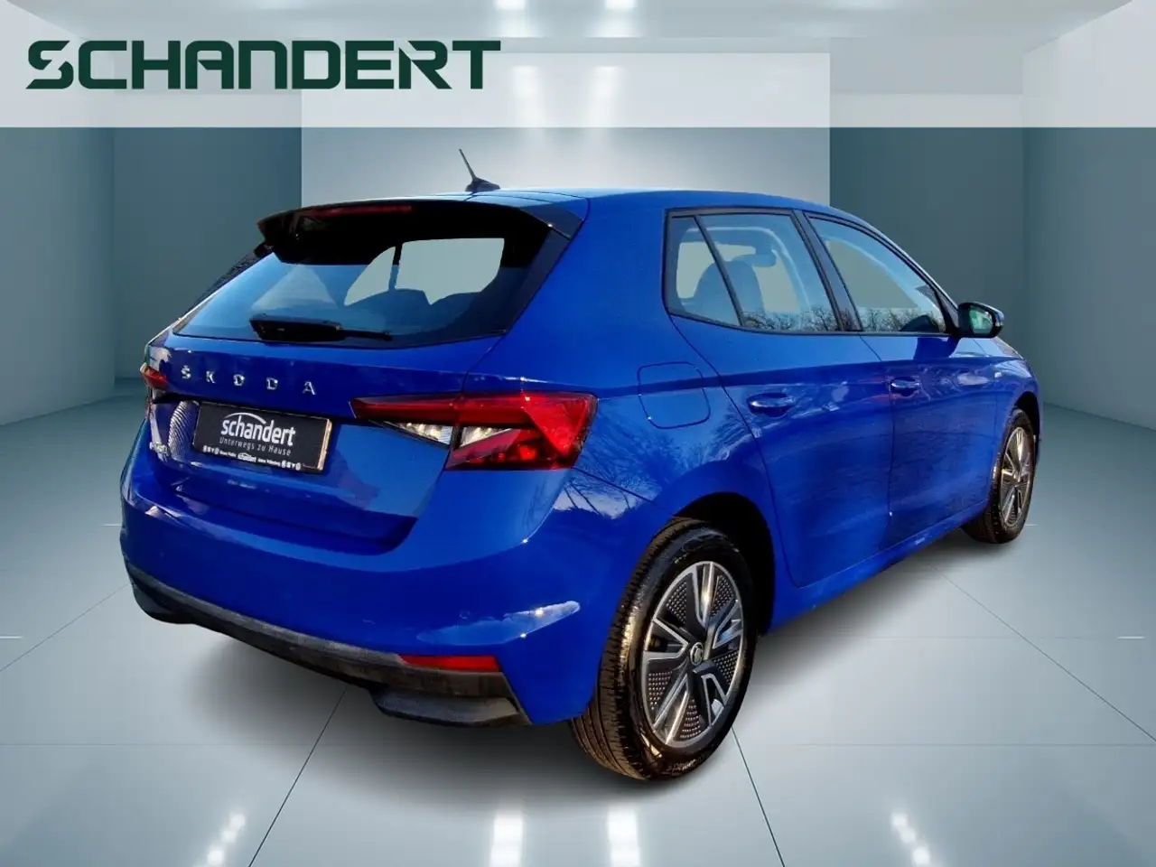 Skoda Fabia 1.0 MPI Tour LED Klima SmartLink PDC DAB — Vehicle gallery 4