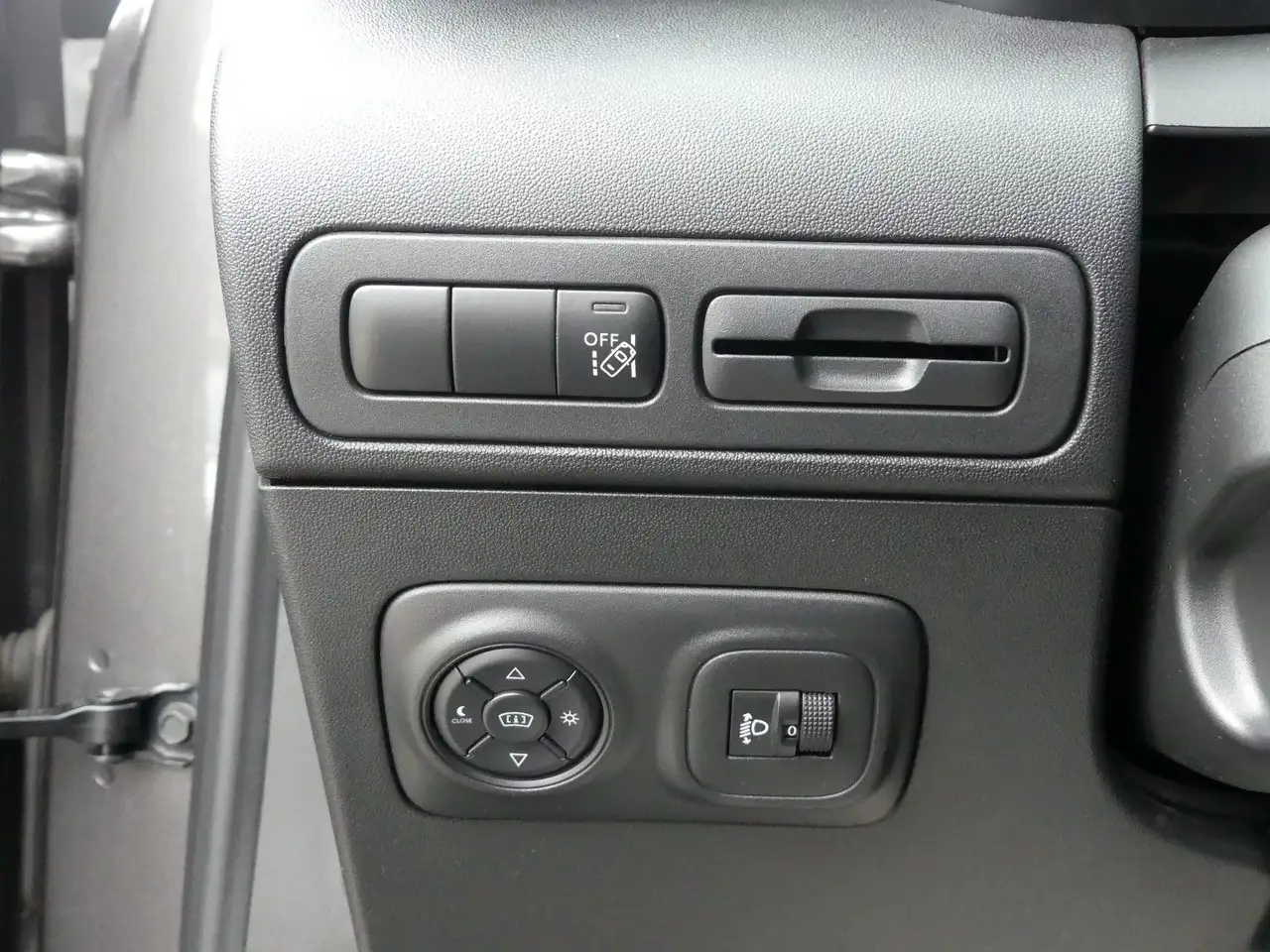 Citroen C3 Aircross PureTech 130 PLUS Automatik — معرض صور السيارة 16