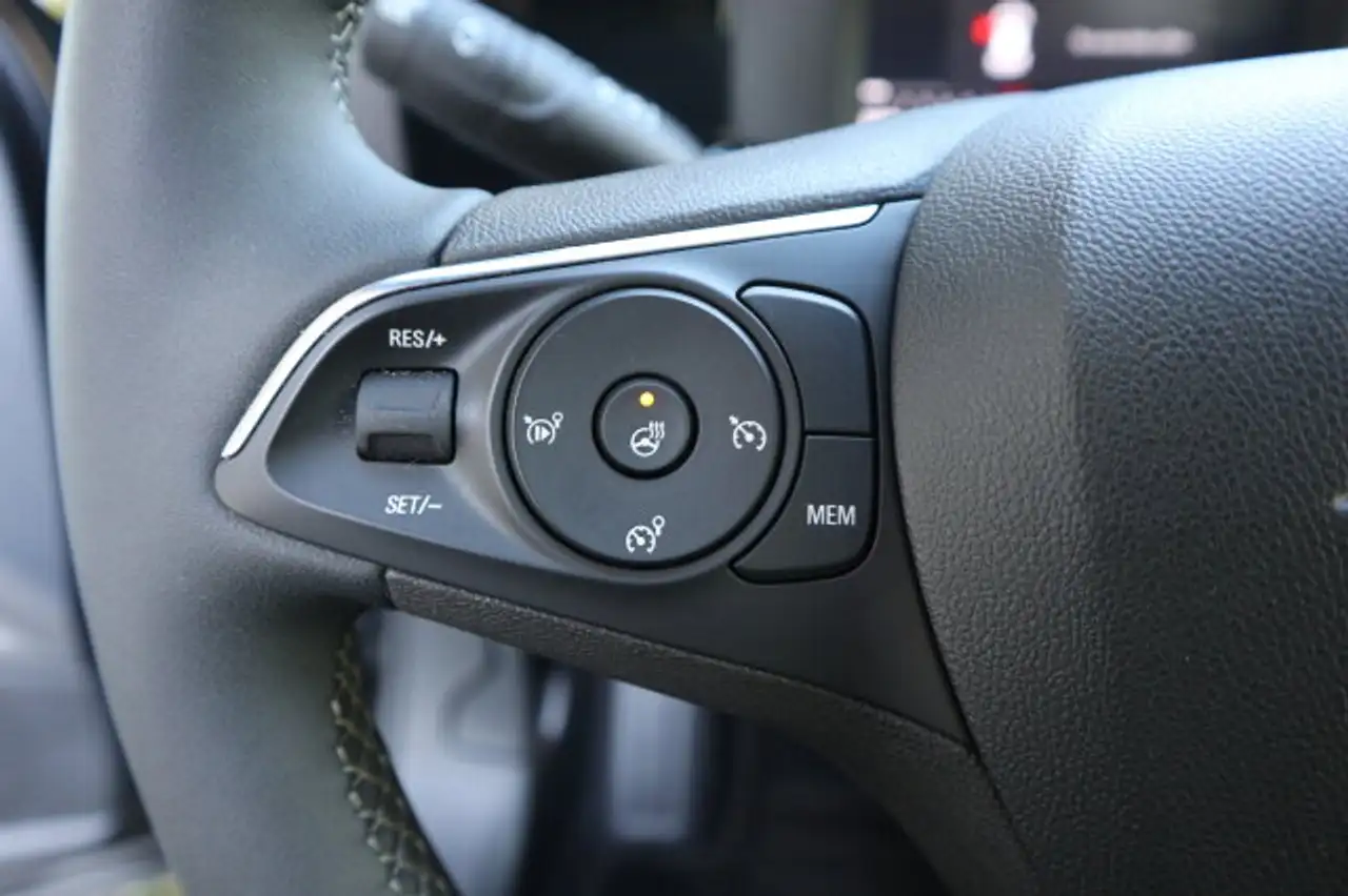 Opel Mokka Mokka GS / VIP BLITZ - Deal ! / NEU € 31.300,- — Vehicle gallery 12