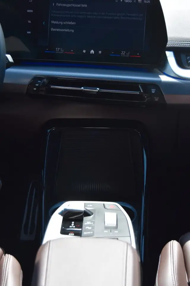 BMW X1 18 i sDrive M Sport NAVI/LED/LEDER/AHKs/RFK — Galería del vehículo 13