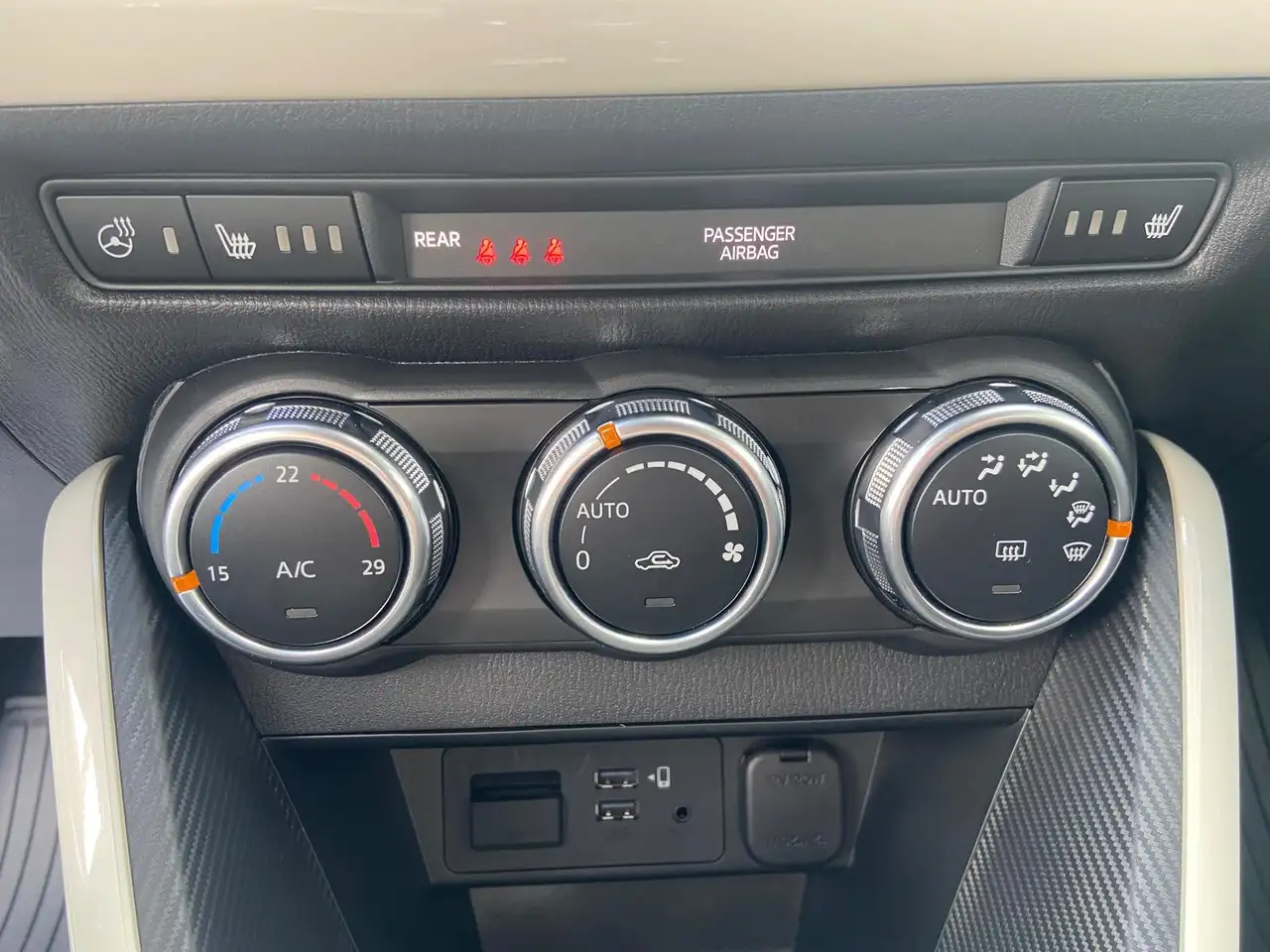 Mazda 2 Exclusive-Line 115 PS inkl. DRAS — معرض صور السيارة 12